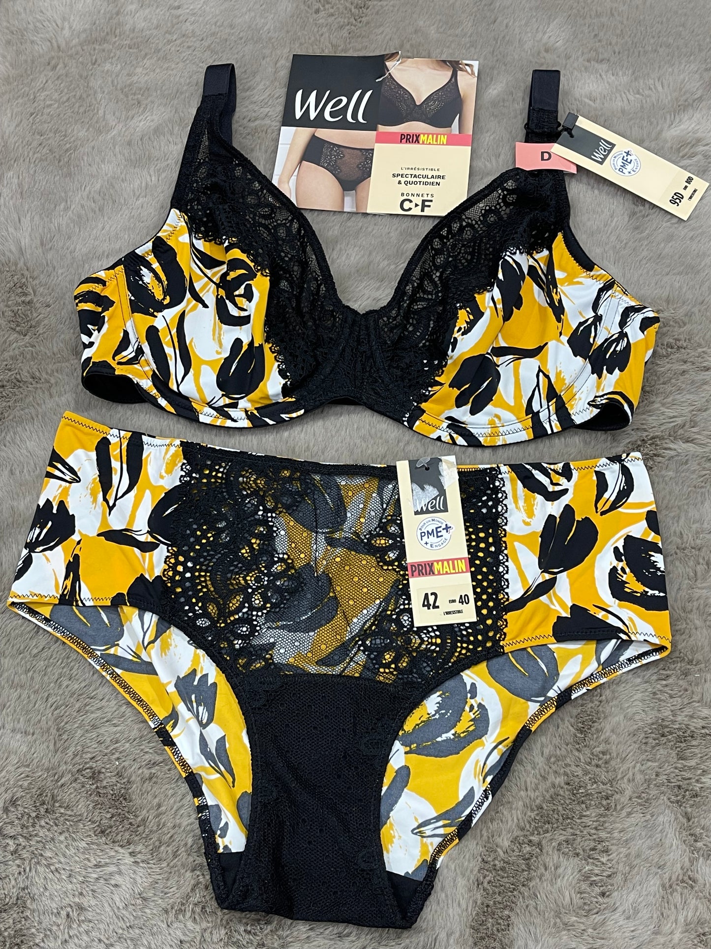 ENSEMBLE WELL IRRESISTIBLE SEDUCTION