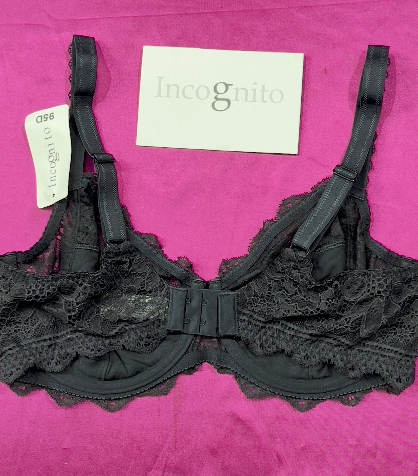 Soutien incognito noir en dentelle 🖤