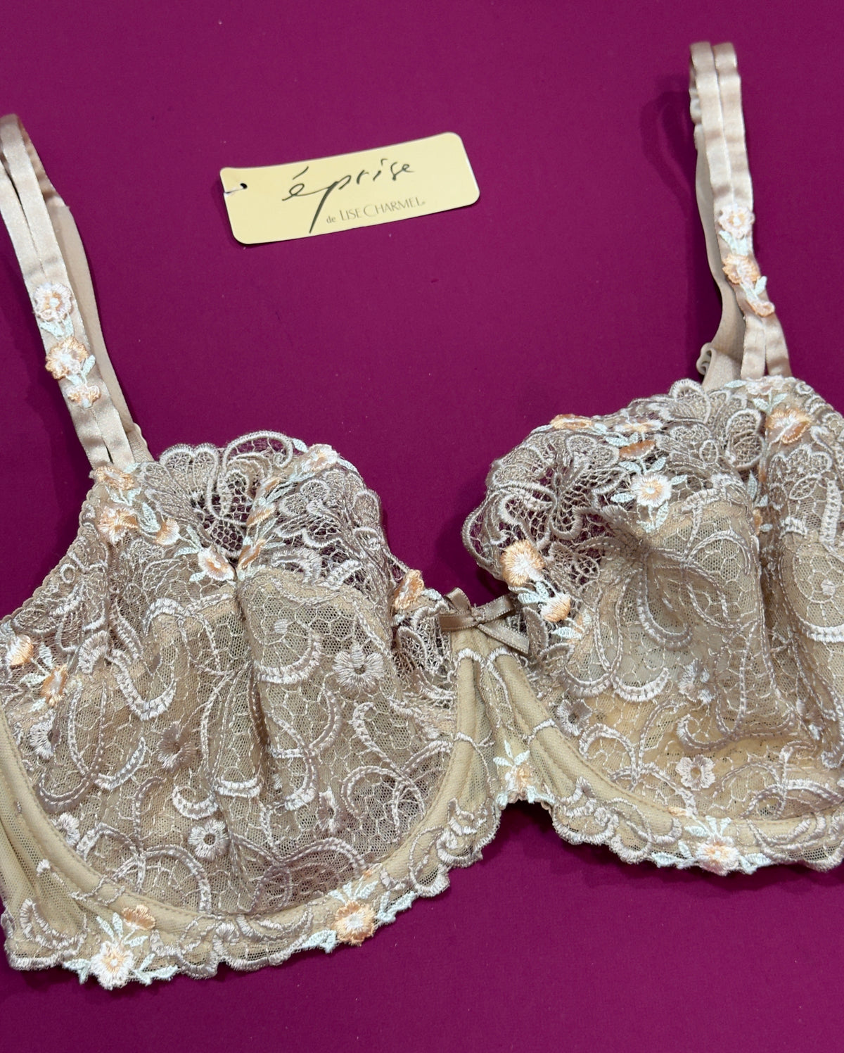 🇫🇷Lise charmel éprise beige brodé