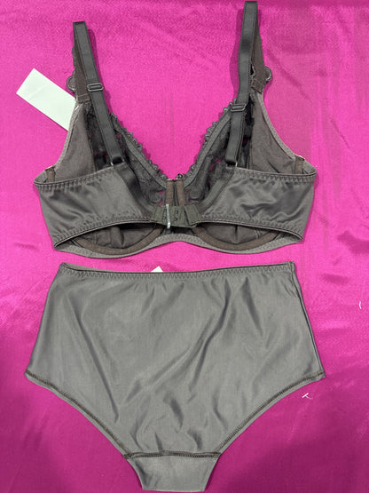 Ensemble incognito brodé 😍
