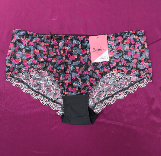 Culotte imprimer en dentelle