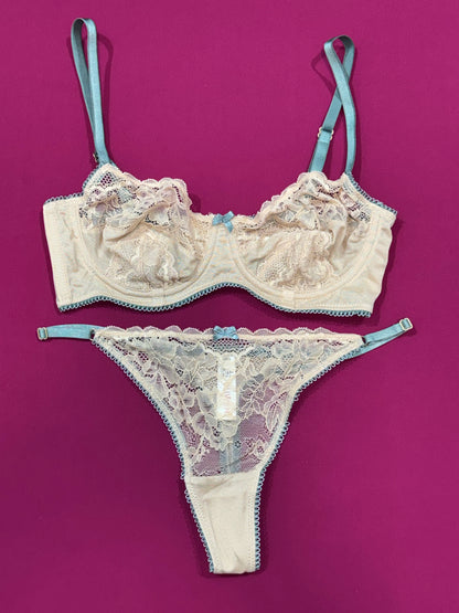 Ensemble SUWEN en dentelle