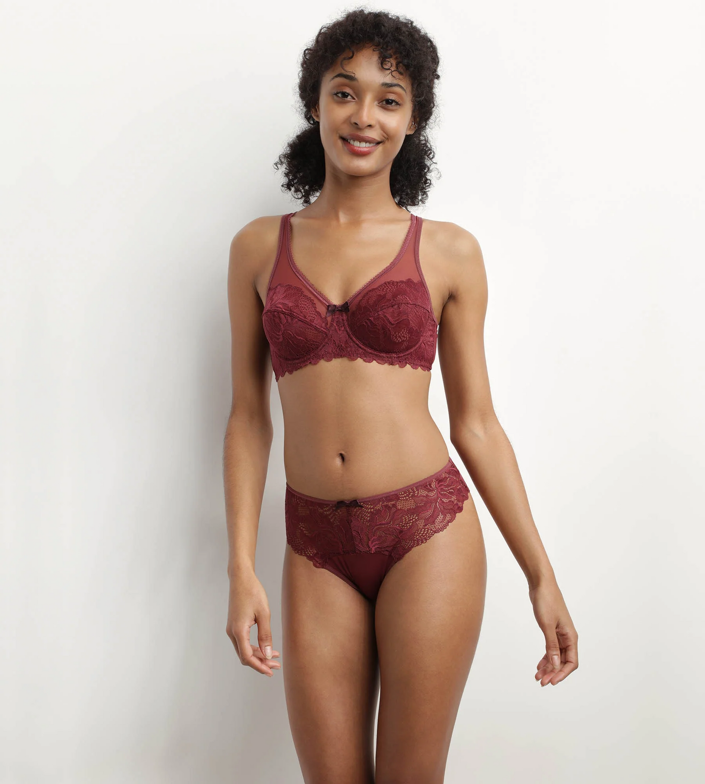 Ensemble Dim essentiel rubis foncé