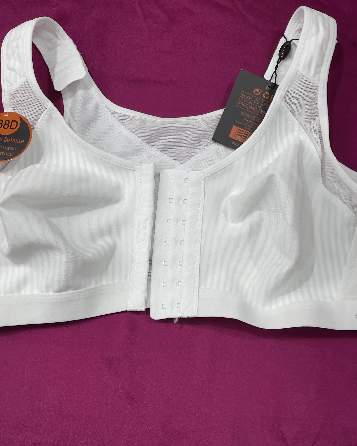 Ricabella ouverture devant blanc