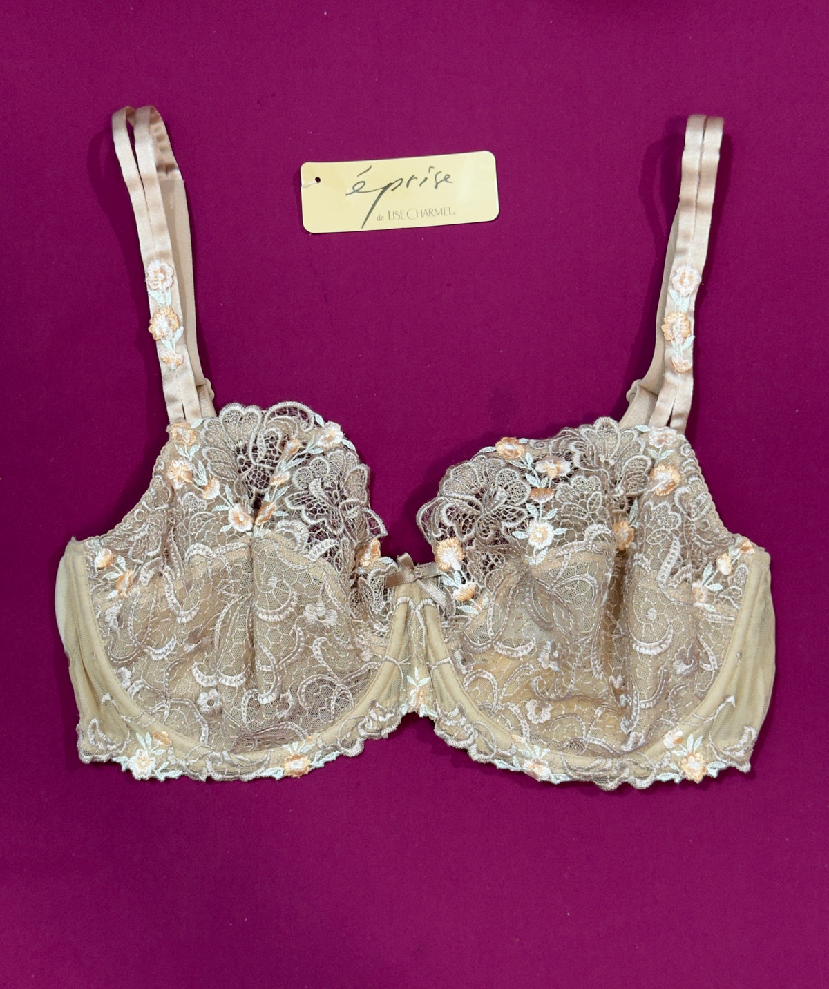 🇫🇷Lise charmel éprise beige brodé