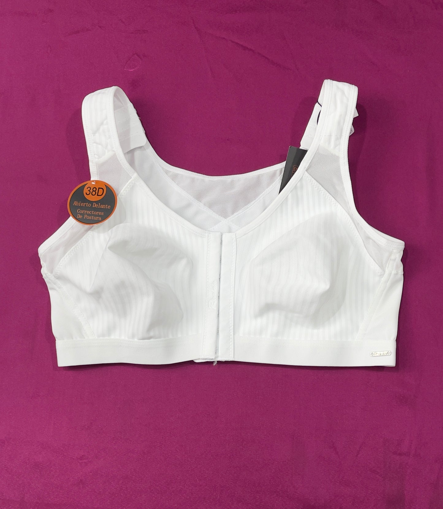 Ricabella ouverture devant blanc