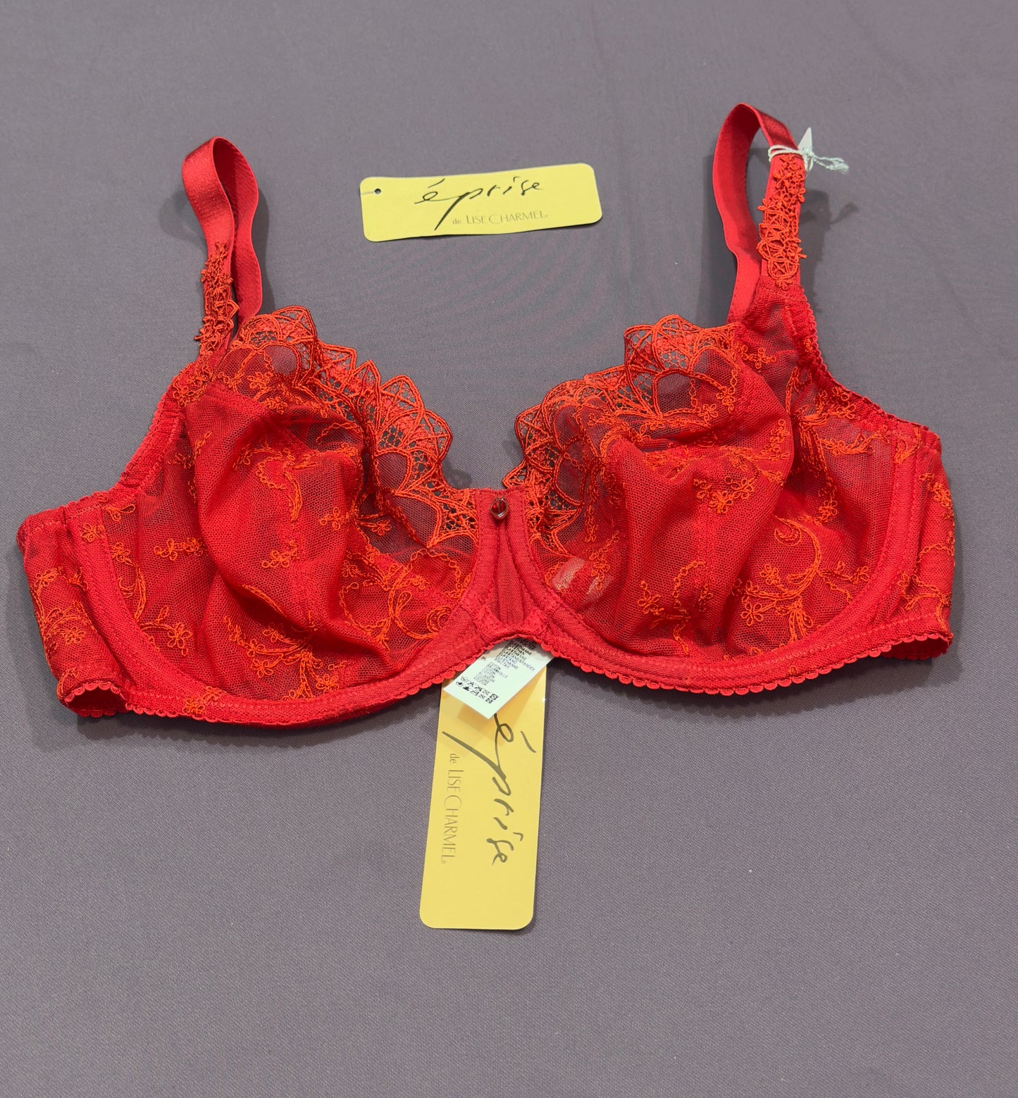 Éprise rouge taille rare
