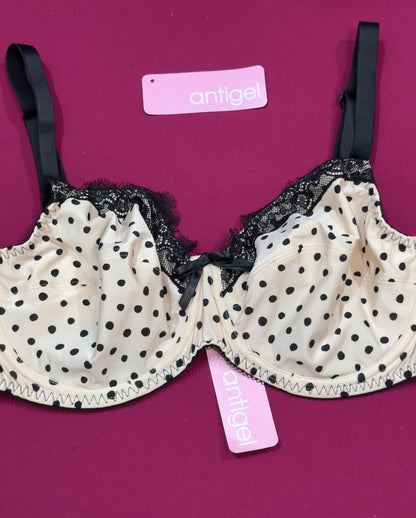 🇫🇷Lise charmel Antigel pois noir