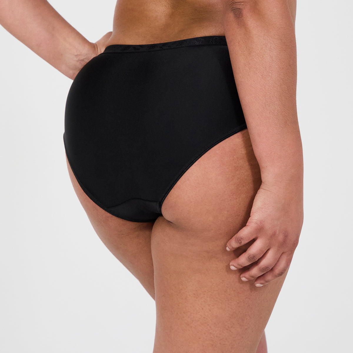 Culotte ventre plat noir Just micro Bestform