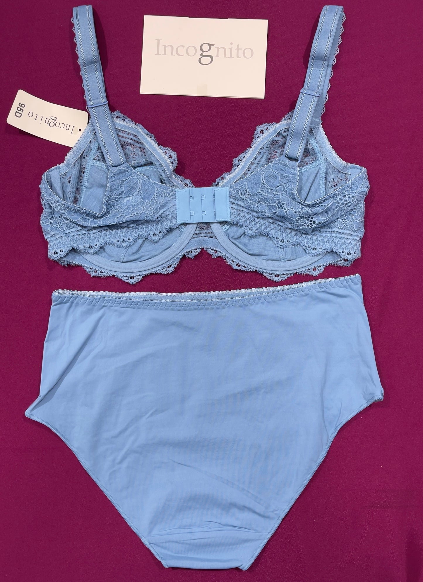 Ensemble Incognito bleu ciel
